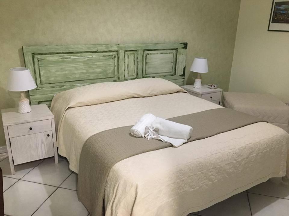 La Tartaruga B&B Salerno Bagian luar foto