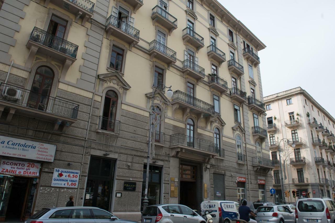 La Tartaruga B&B Salerno Bagian luar foto