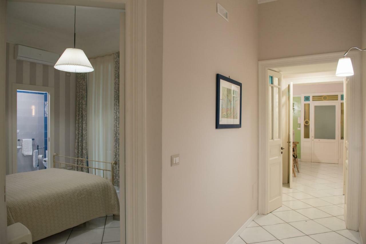 La Tartaruga B&B Salerno Bagian luar foto